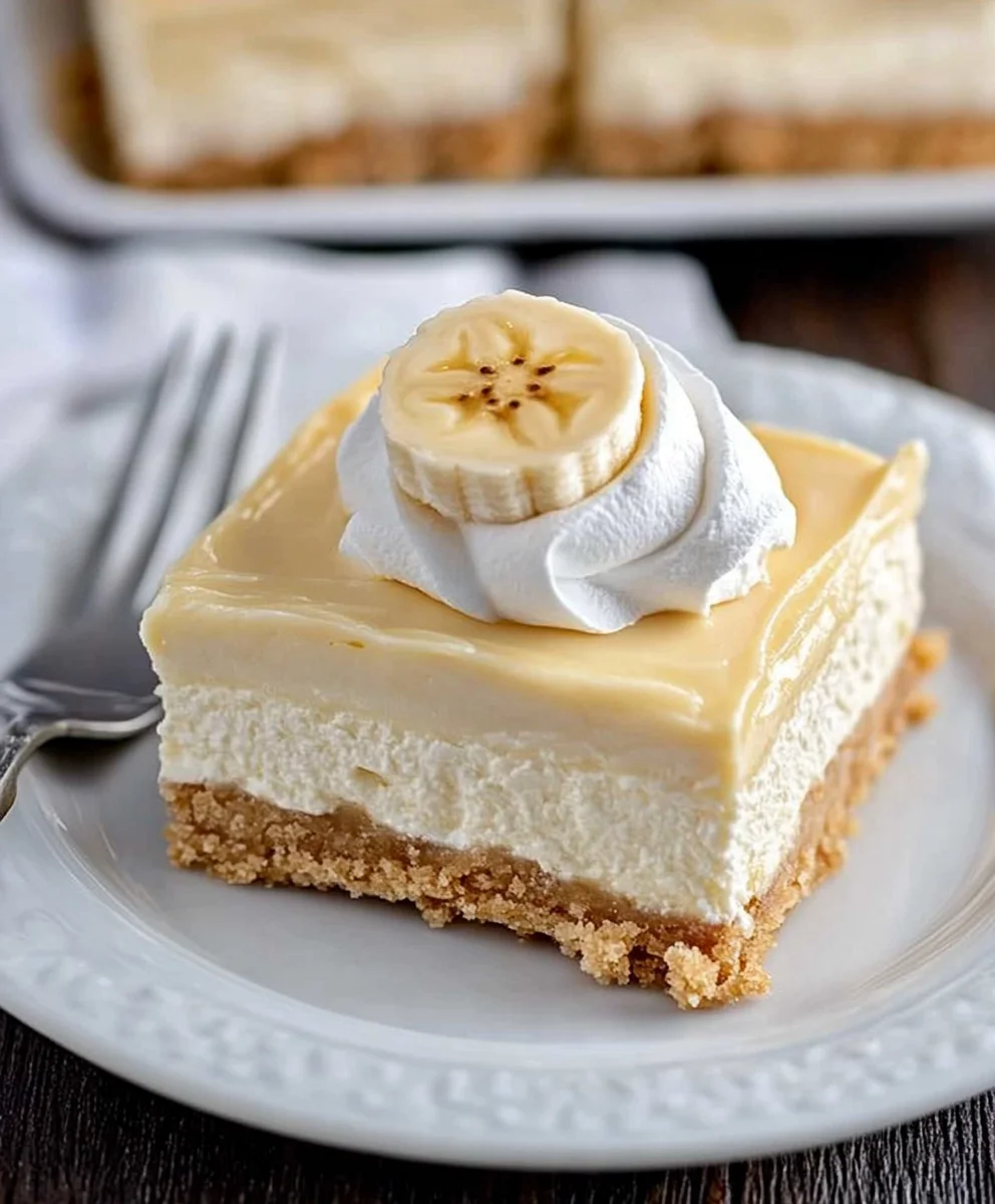 Banana Cream Cheesecake Bars