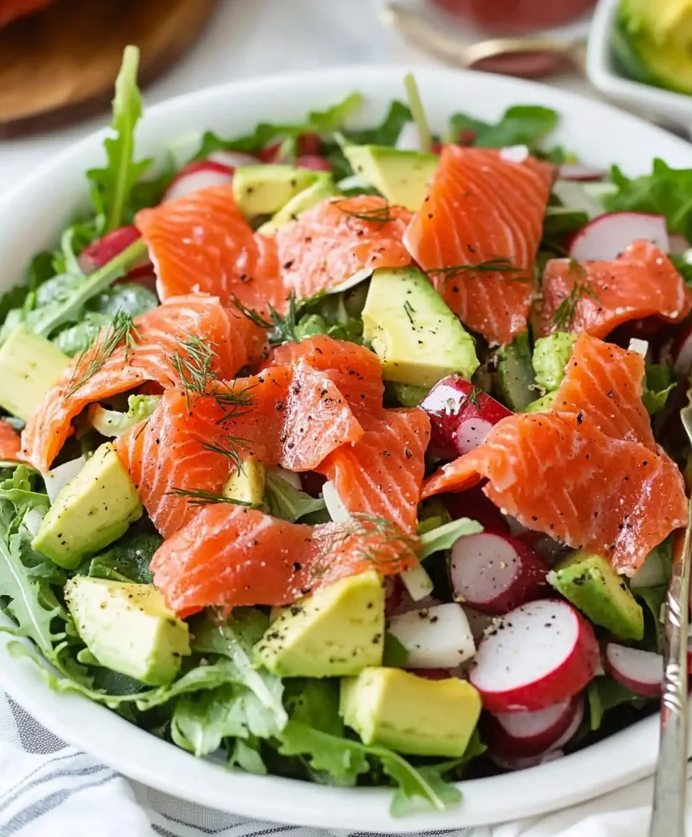 Smoked Salmon Salad (with an easy Dill Dressing!)