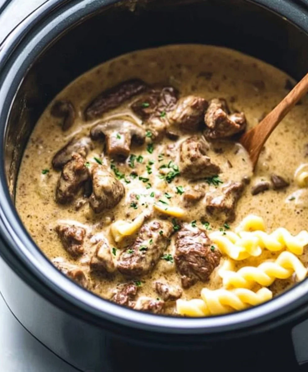 Slow Cooker Creamy Beef Stroganoff