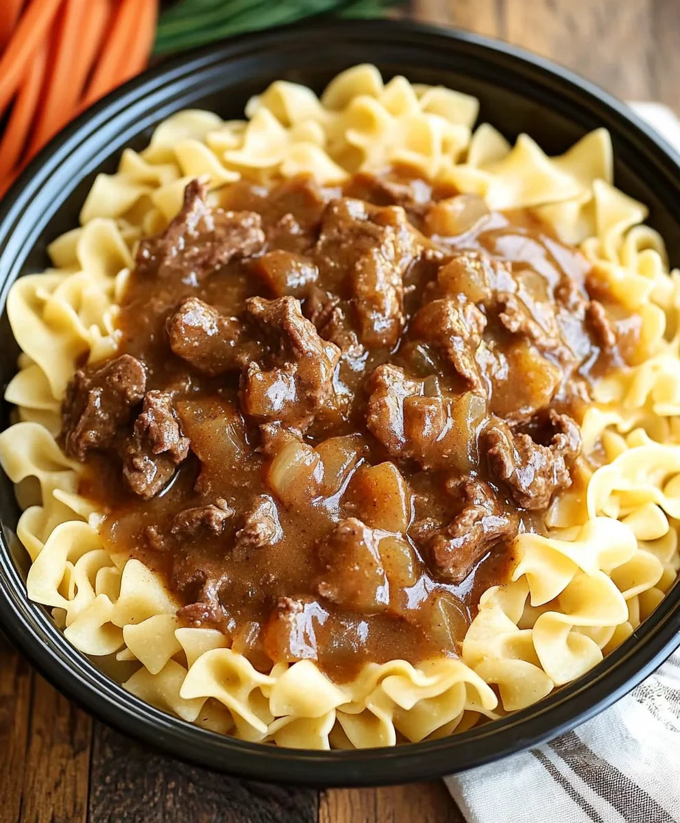 Slow Cooker Beef and Noodles